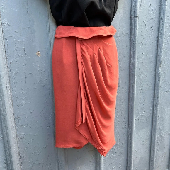 FENDI Orange Ruffle Front Silk Skirt, size 44 - Picture 4 of 12